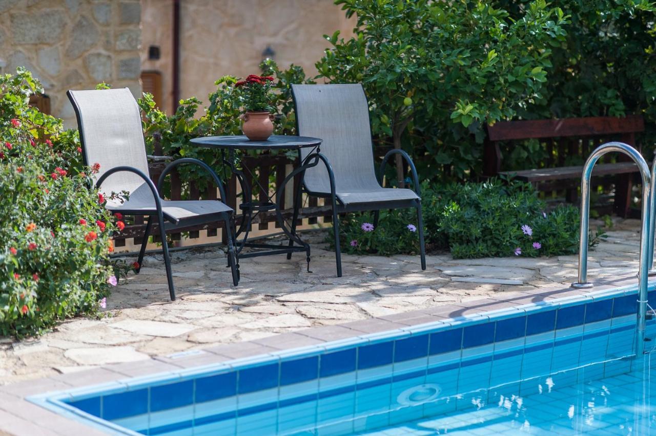 Villa Toula With Pool Nr Armeni Crete Makhairoí Extérieur photo